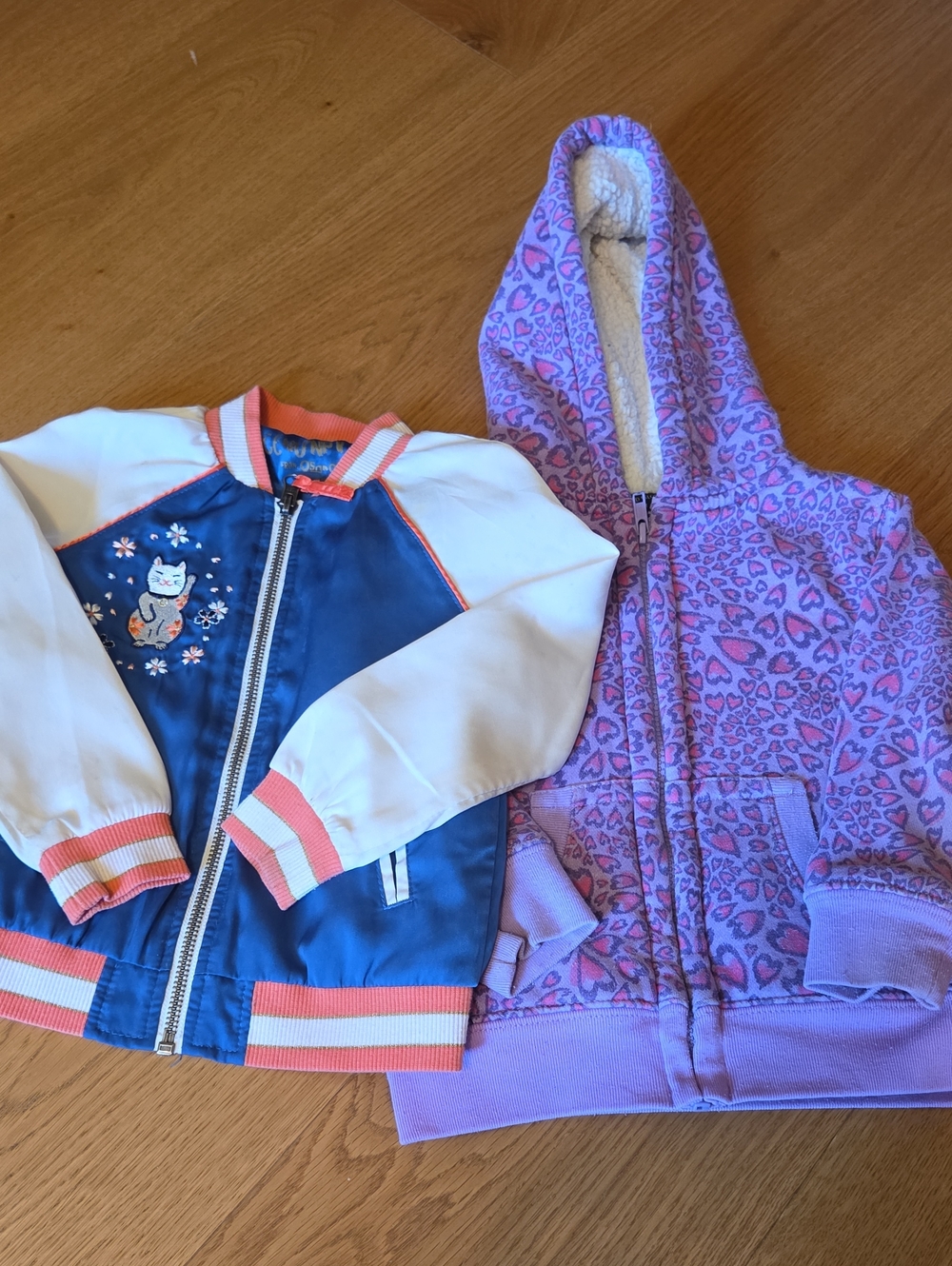 Girl's Sweaters 3T